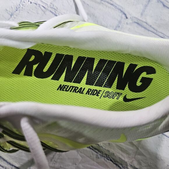 Nike Air Max 2015 MENS SIZE 10 Running Shoes White Volt Green 698902 107 - Picture 13 of 14